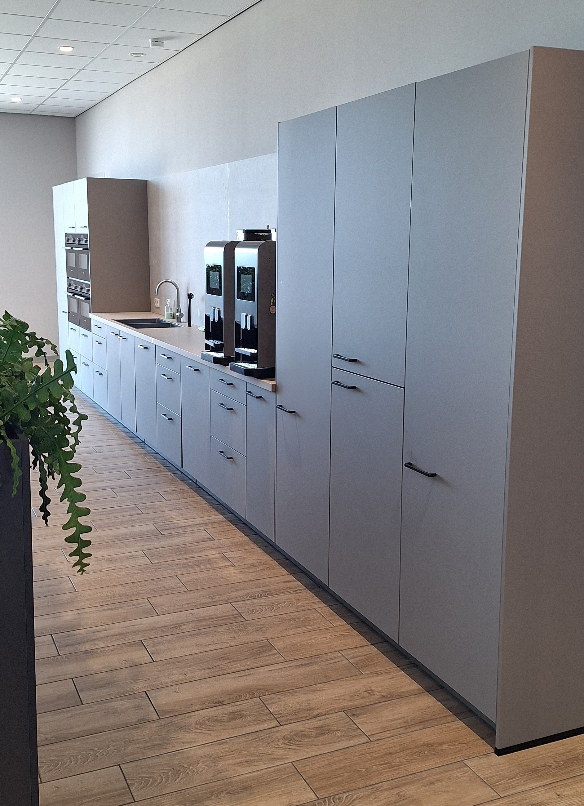 Kantinekeuken en pantry's voor D-tec in Kesteren